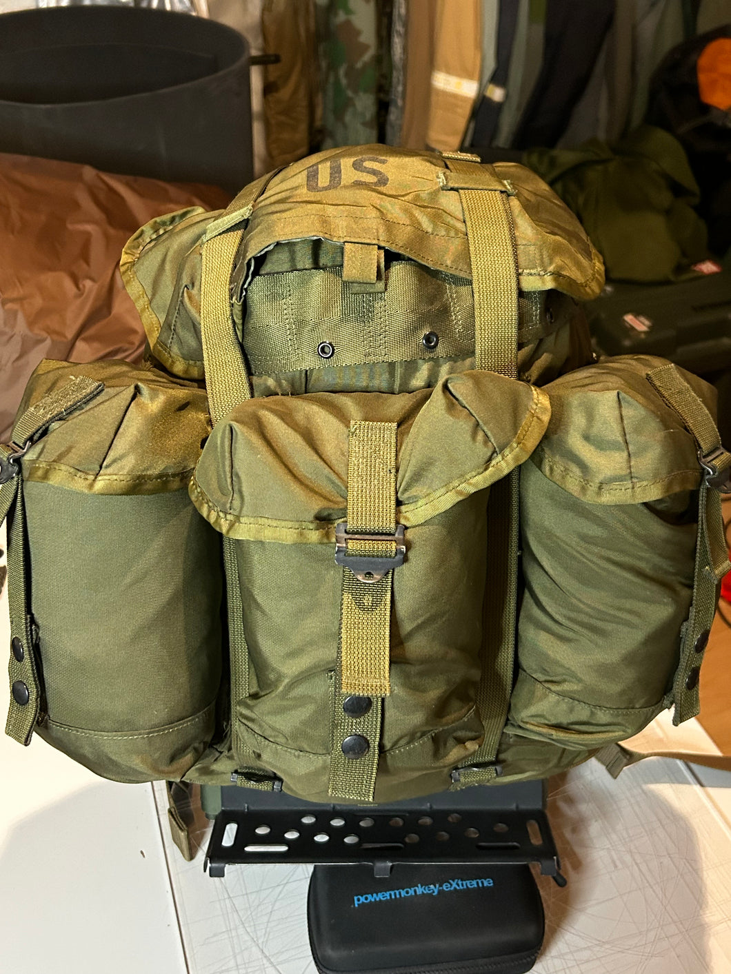 Backpack, US GI Medium ALICE Pack with Frame, Shelf and Cargo Straps