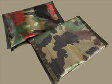 Charger l&#39;image dans la galerie, Pouch, Fire Kit Pouch, Swiss Army Camo Pattern TAZ 90 w/ Fire Tin
