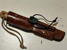 Charger l&#39;image dans la galerie, Knife, Ray Mears /Andy Wood,  Second production Woodlore Knife (Used) with Sheath
