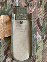 Charger l&#39;image dans la galerie, Accessories, M1938 Barbed Wire Cutter Sheath with Wrapping (Original)
